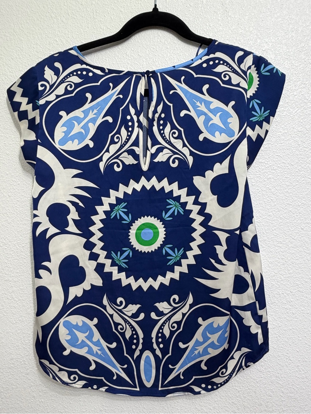 Anthropology Navy Printed Cap-Sleeve Blouse with Keyhole Neck